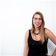 Creative Designer con 10 anni di esperienza, offro lezioni private a studenti e appassionati di grafica e design